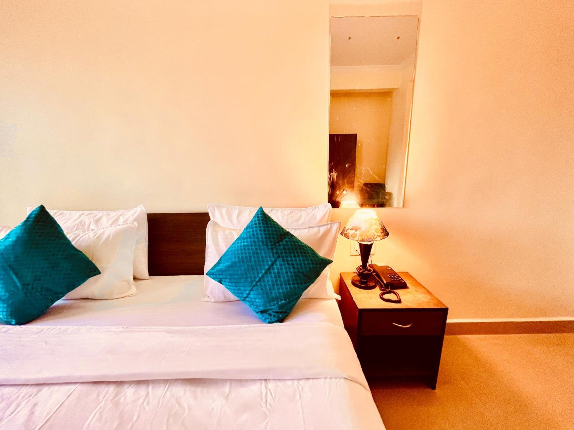 The Calagute Beach Resort By Shivam Resort 1 Km From Beach Candolim Exterior foto